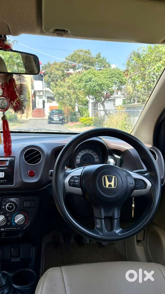 Honda Brio 1.2 V Mt Model 2013