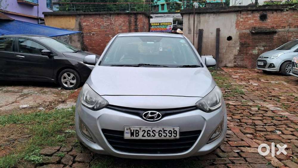 Hyundai I20 Sportz 1.2 Bs-iv, 2013, Petrol