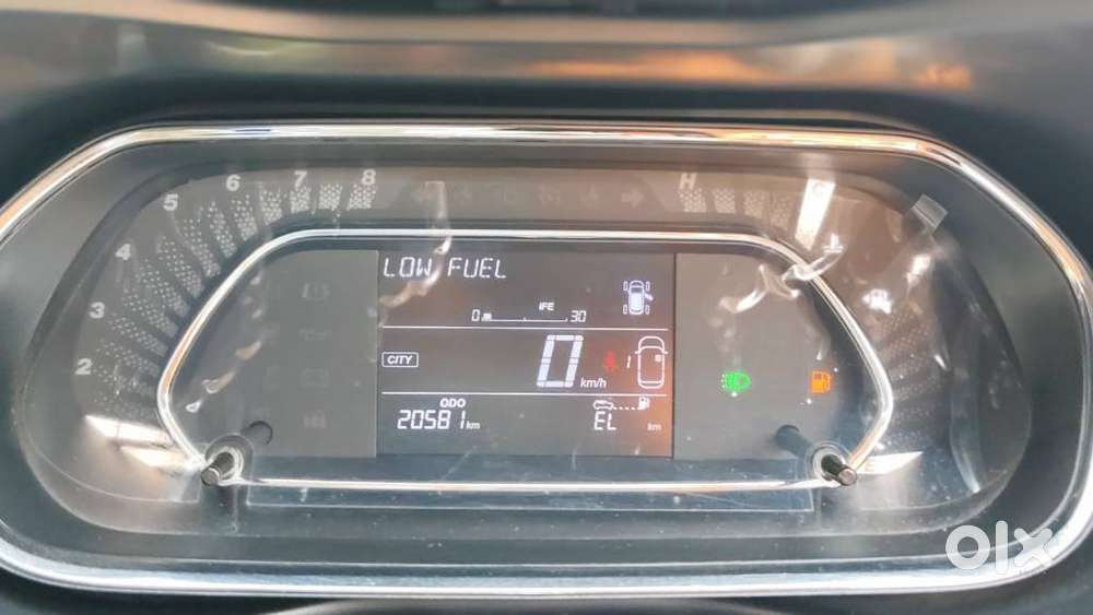 Tata Nexon Smart Plus1.2 Revotron Petrol 5 Mt, 2024, Petrol