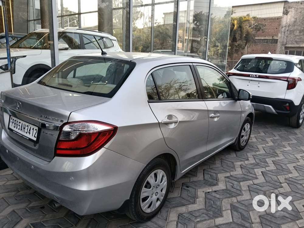 Honda Amaze Petrol 2016