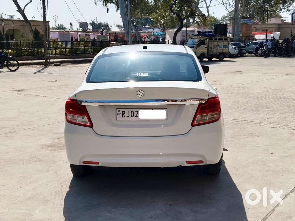 Maruti Suzuki Dzire 1.2 Vxi Cng, 2022, Cng & Hybrids