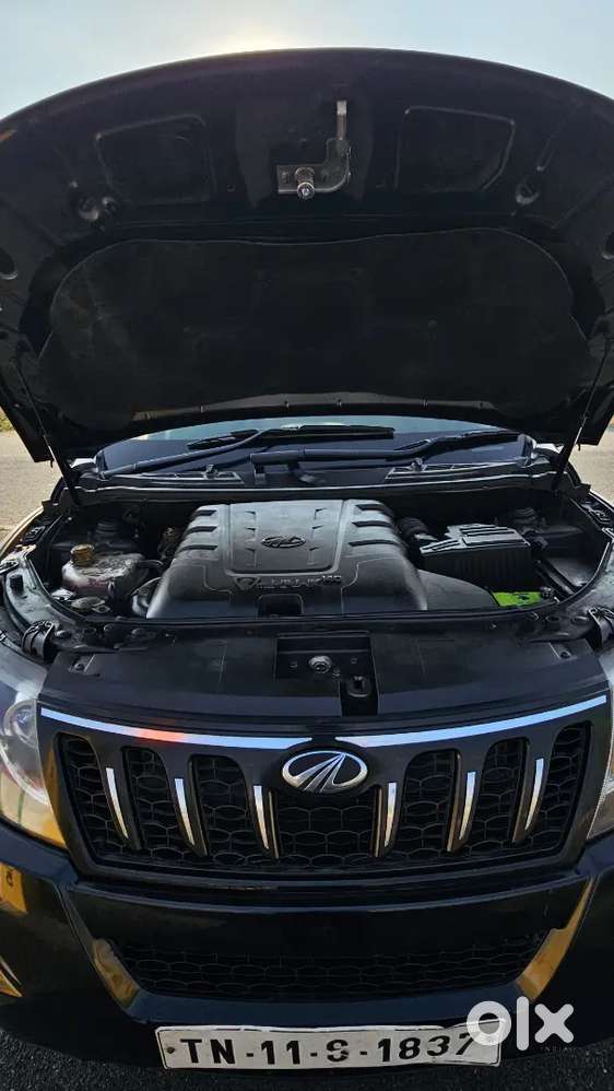 Mahindra Xuv500 2016 Diesel 86250 Km Driven