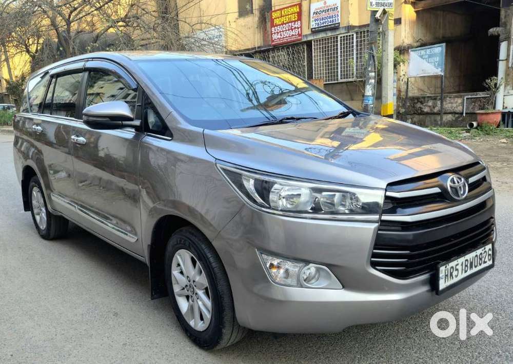 Toyota Innova Crysta 2.4 G Mt, 2019, Diesel