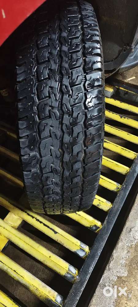 Mahindra Tuv 300 2017 Diesel 274900 Km Driven