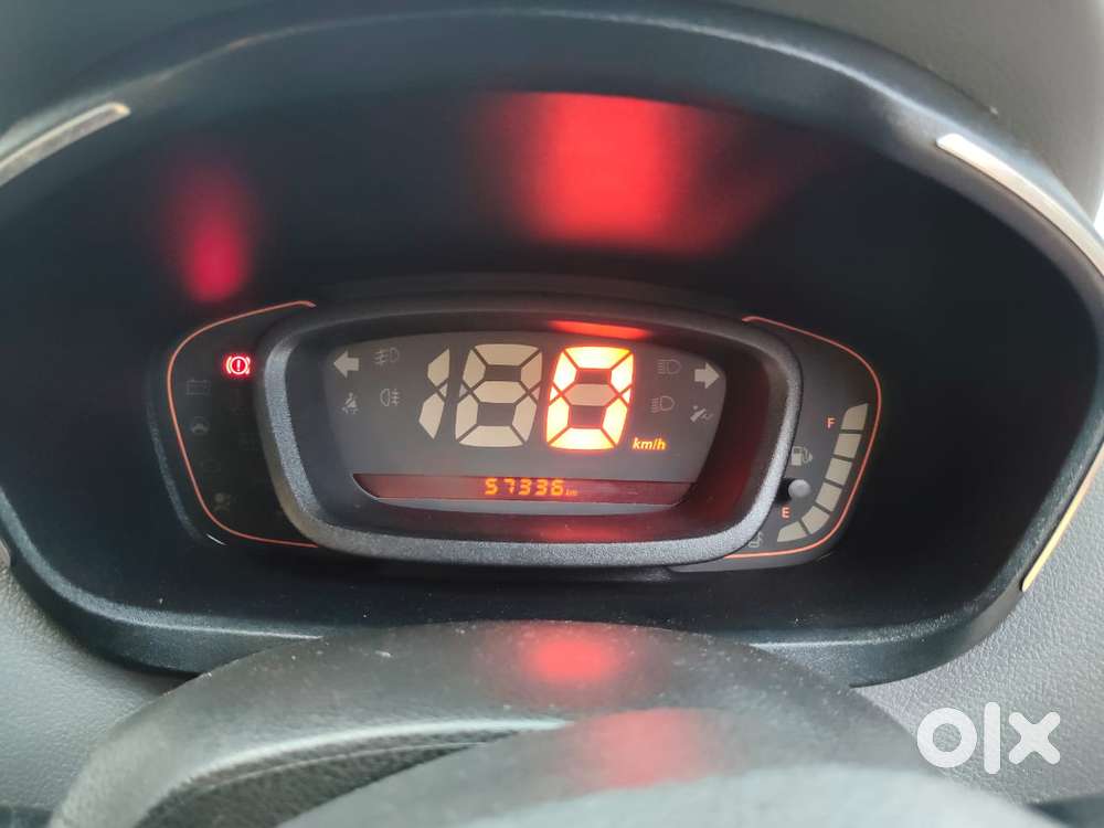 Renault Kwid 1.0 Rxt Amt Opt, 2018, Petrol