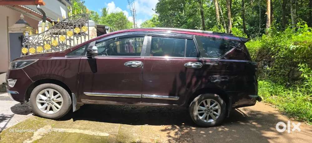 Toyota Innova Crysta 2017