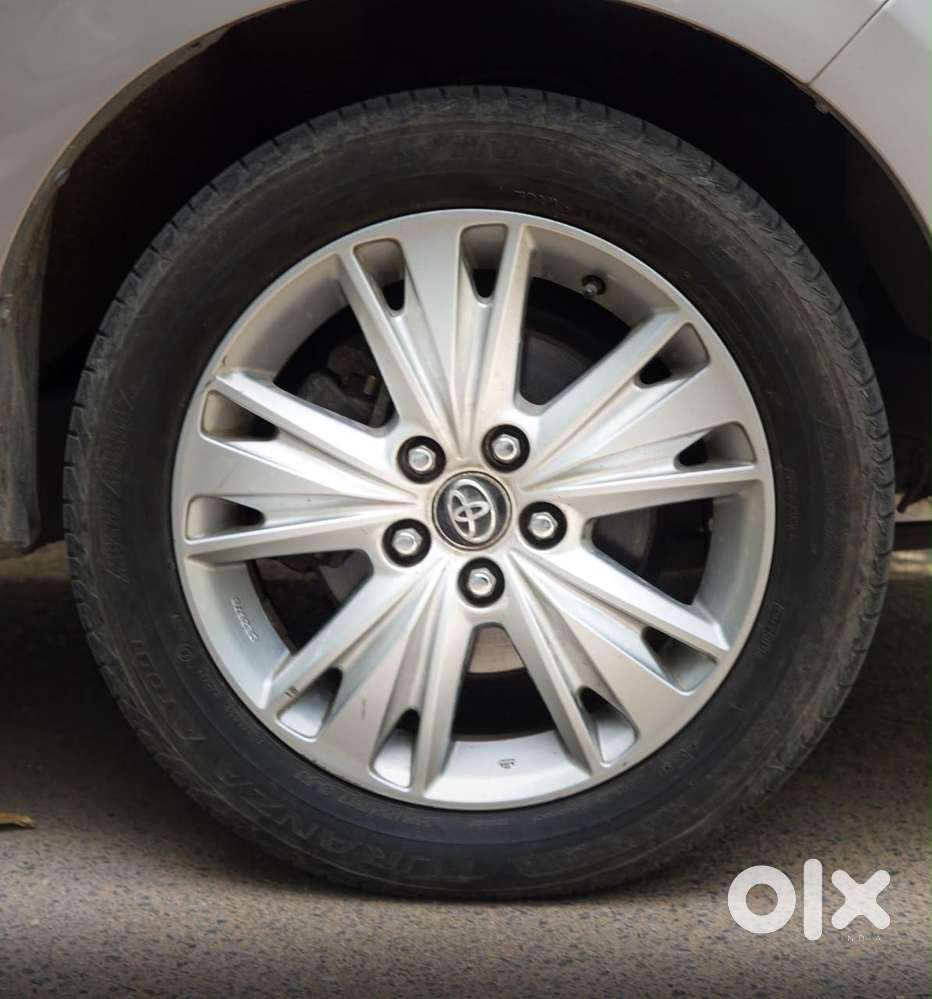 Toyota Innova Crysta 2.8 Z, 2016, Diesel
