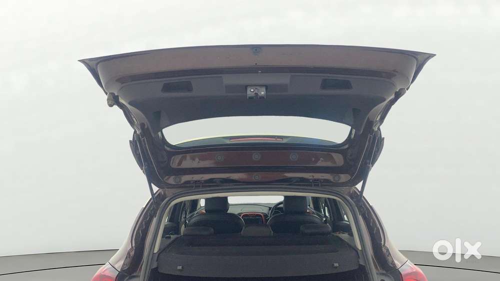Renault Captur Platine Dual Tone Petrol, 2019, Petrol