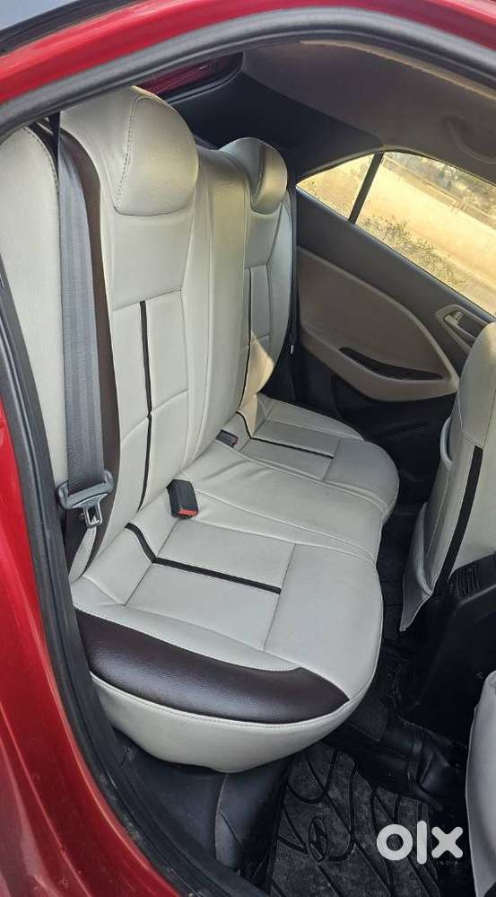 Hyundai Elite I20 Sportz Opt 1.4, 2015, Petrol
