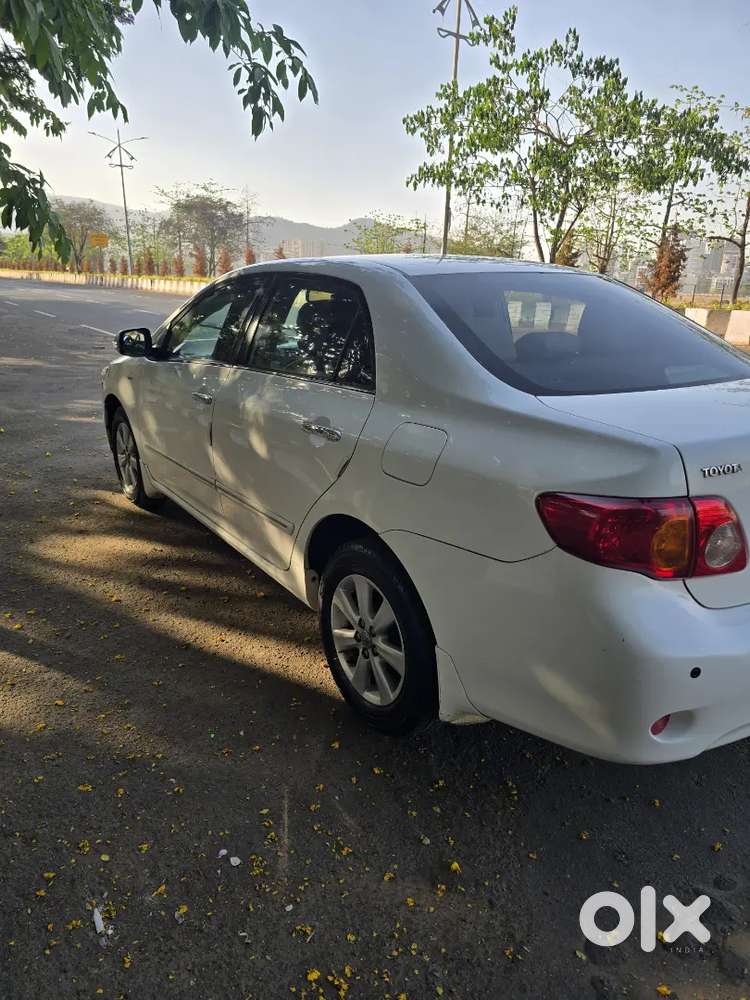 Toyota Corolla Altis 1.8 V Automatic
