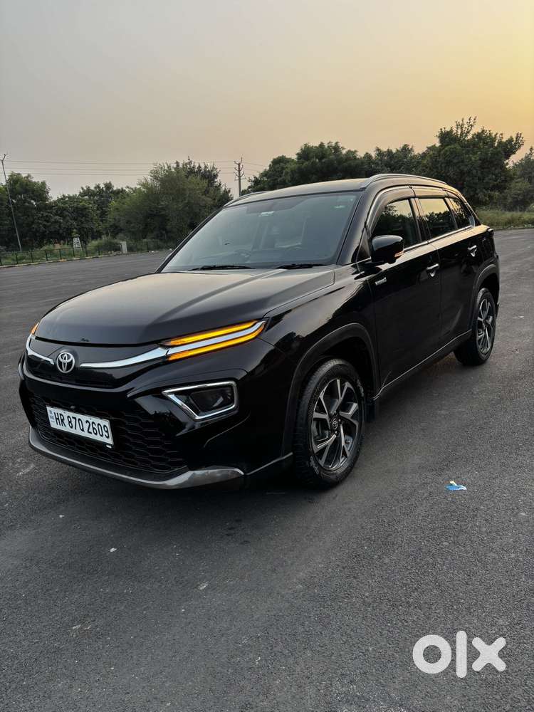 Toyota Urban Cruiser Hyryder 1.5 V Hybrid, 2024, Petrol