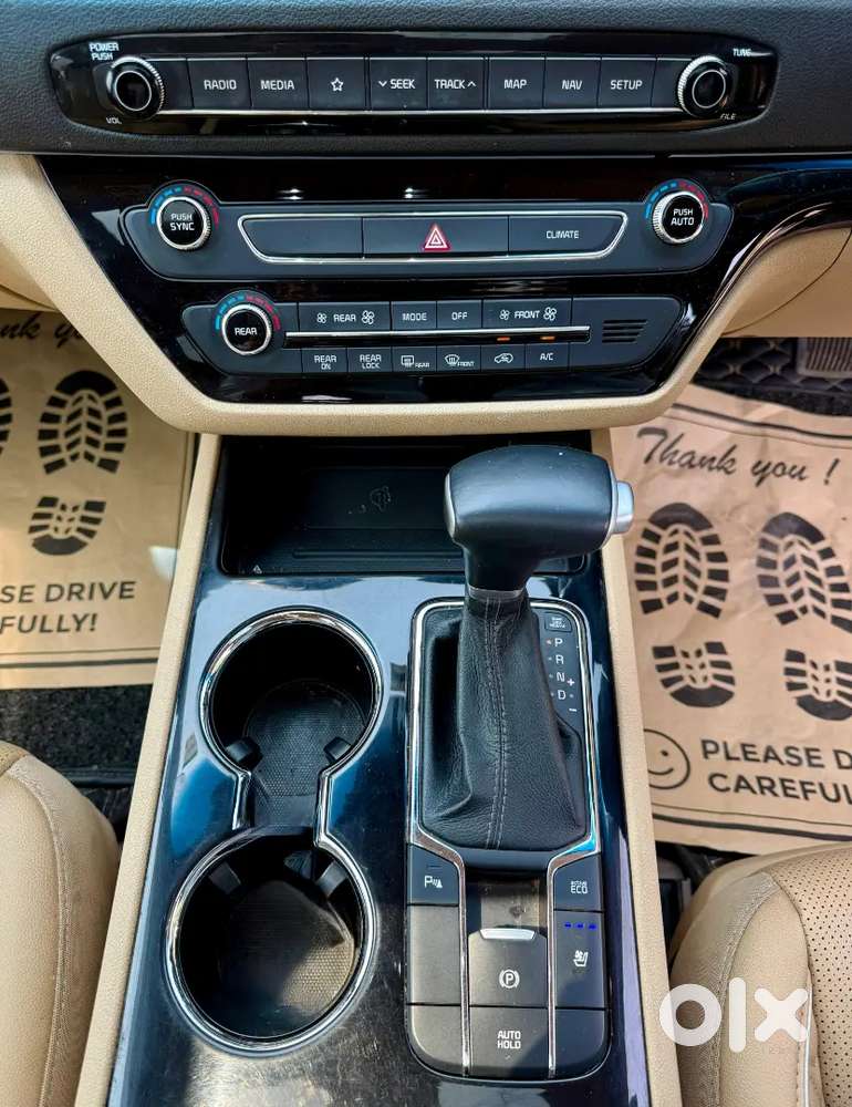 Kia Carnival Limousine 2023 Diesel 7 Str