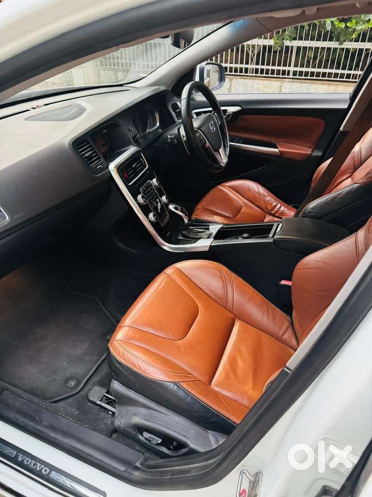 Excellent & Super Powerful Volvo S60 Diesel Car 2016 Registered