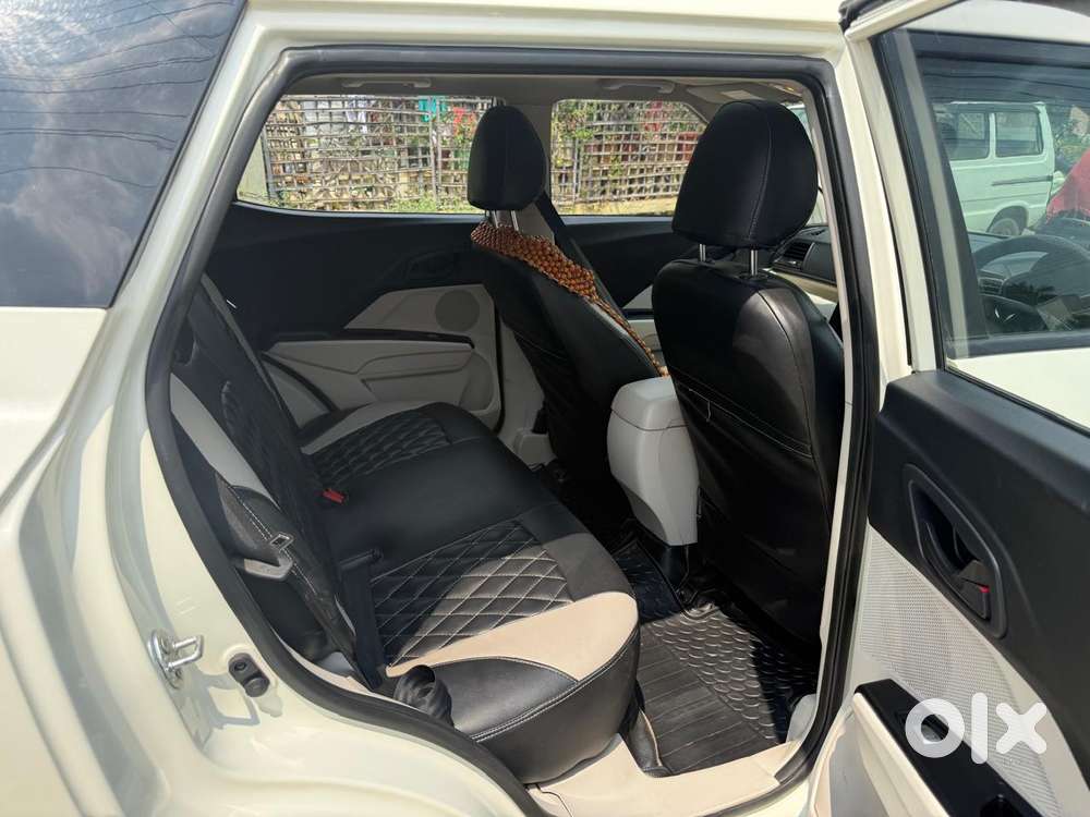 Mahindra Xuv300 W6 Diesel, 2023, Diesel