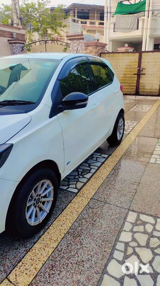Tata Tiago Ev