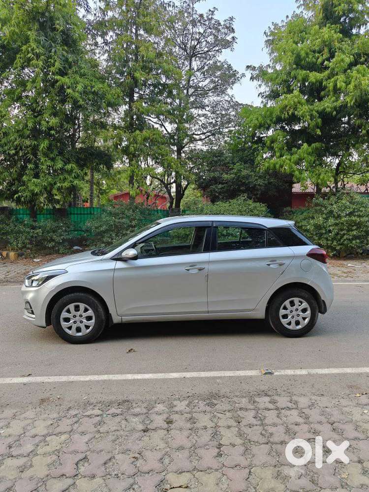 Hyundai Elite I20 Sportz (o) 1.2, 2019, Petrol