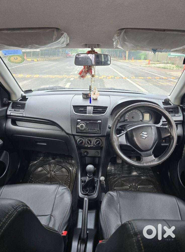 Maruti Suzuki Swift Lxi Optional-o, 2015, Petrol