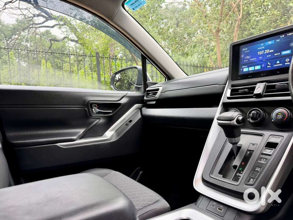 Toyota Innova Hycross 2.0 Gx 7 Str, 2023, Petrol
