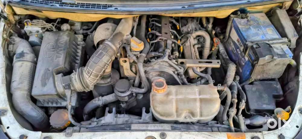 Tata Hexa 2.2 Xe 4x2 7 Str, 2017, Diesel