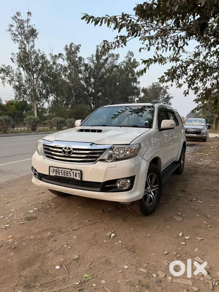 Toyota Fortuner 2016
Auto 4x2 Automatic 3.0 Diesel 174000 Km Driven