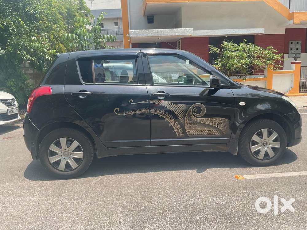 Maruti Suzuki Swift Vxi + Manual, 2010, Petrol