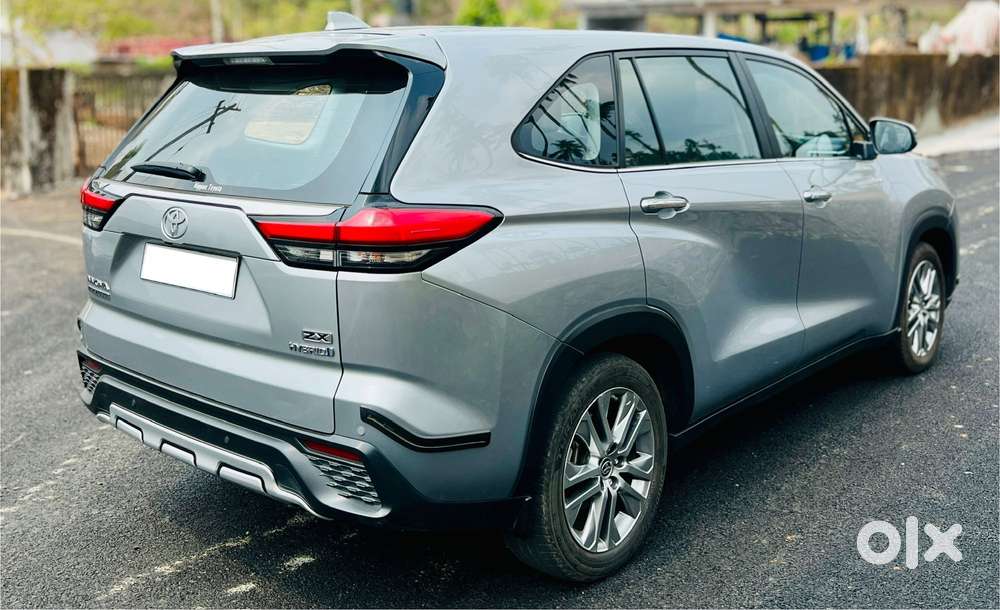 Toyota Innova Hycross 2.0 Zx (o) Hybrid 7 Str, 2024, Petrol