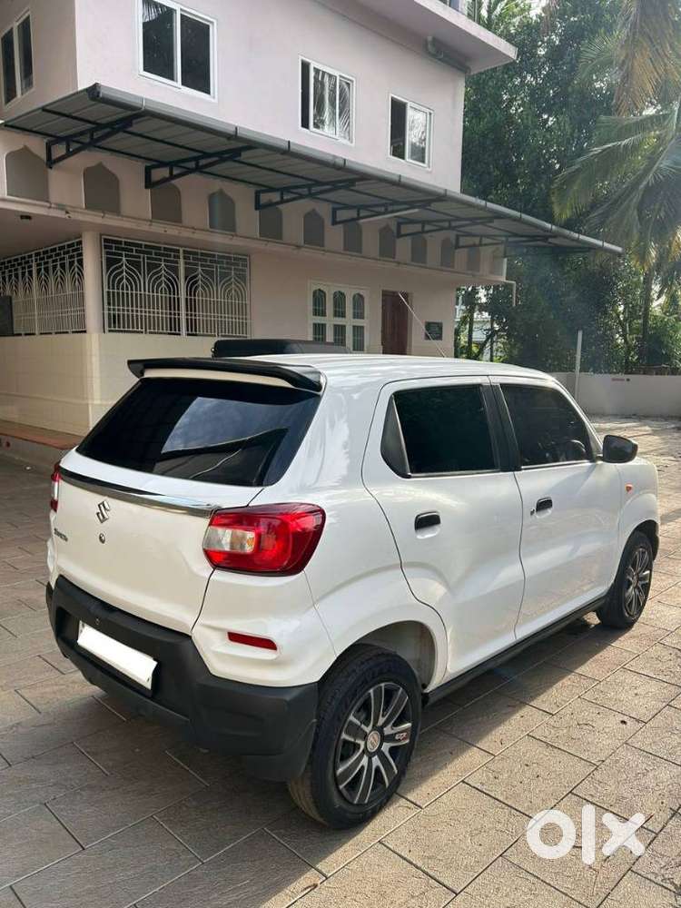 Maruti Suzuki S-presso Vxi Opt, 2024, Petrol