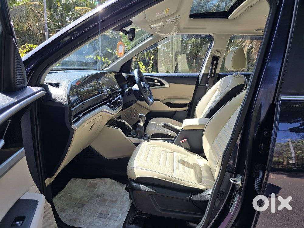 Kia Carens 1.5 Luxury Plus Diesel 6 Str, 2023, Diesel