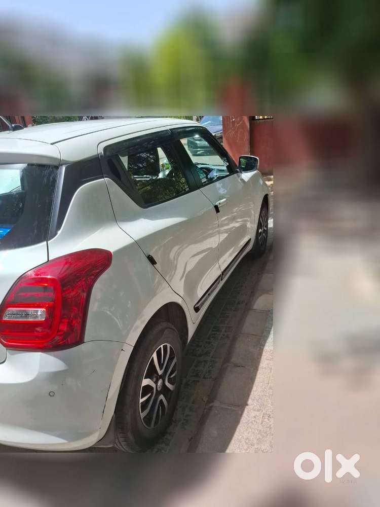 Automatic Transmssion Maruti Suzuki Swift 2022 Petrol 10251 Km Driven