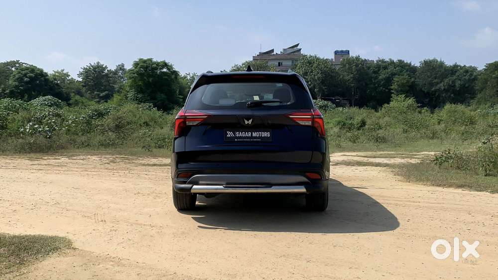 Mahindra Xuv700 2.2 Ax 7 Diesel At Str Awd, 2024, Diesel