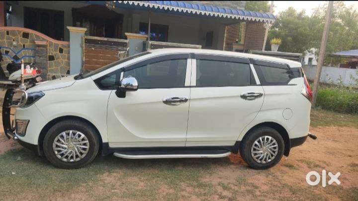Mahindra Marazzo M2-0 Diesel 2019