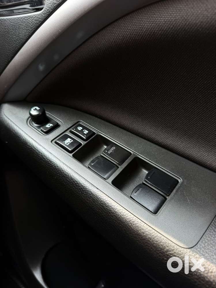 Maruti Suzuki Brezza 1.5 Zxi At Smart Hybrid, 2026, Cng & Hybrids