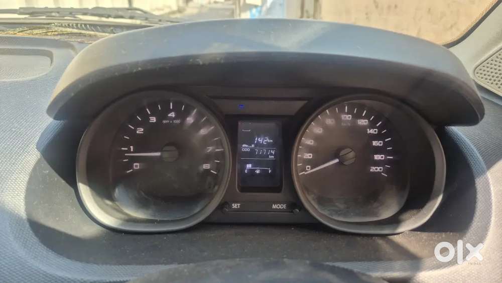 Tata Tiago Xm 2015 Petrol