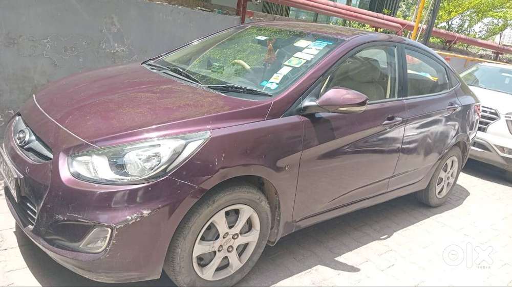Hyundai Petrol Verna Car