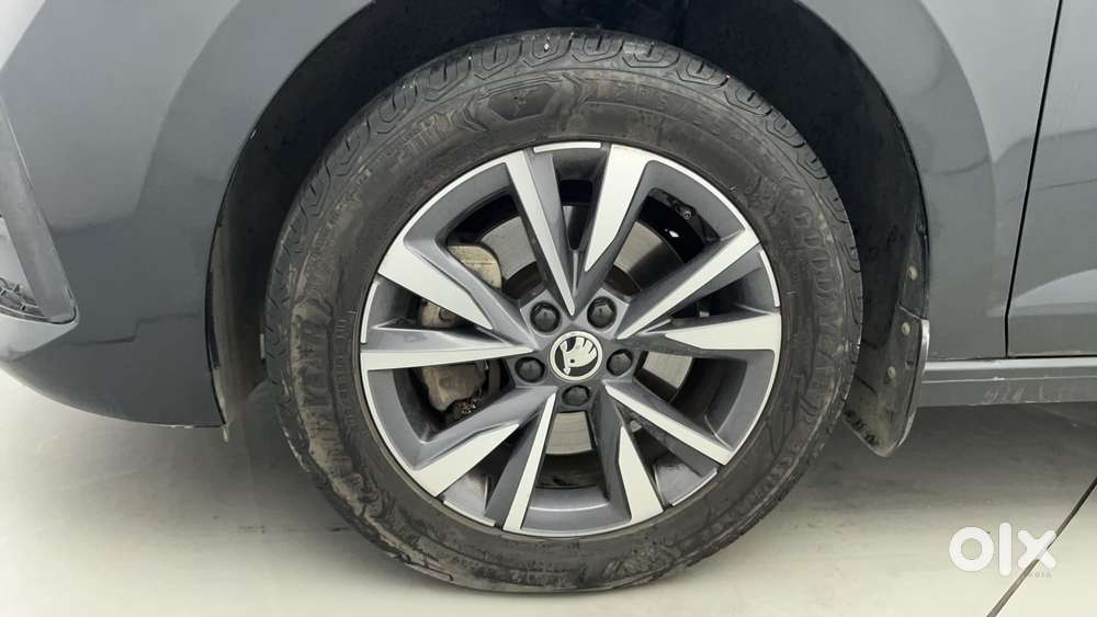Skoda Slavia Style 1.5l Tsi Dsg, 2022, Petrol