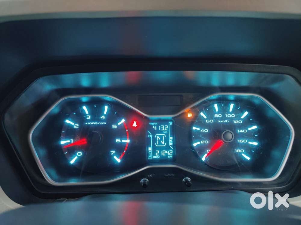 Mahindra Scorpio Classic 2.2 S 11 Mt 7 Str, 2023, Diesel