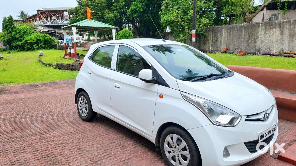 Hyundai Eon Sportz 2016 Petrol