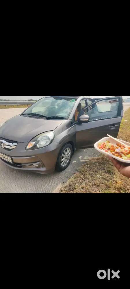 Honda Amaze 2013 October Petrol Well Maintained