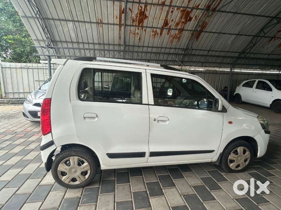 Maruti Suzuki Wagon R Vxi, 2012, Petrol