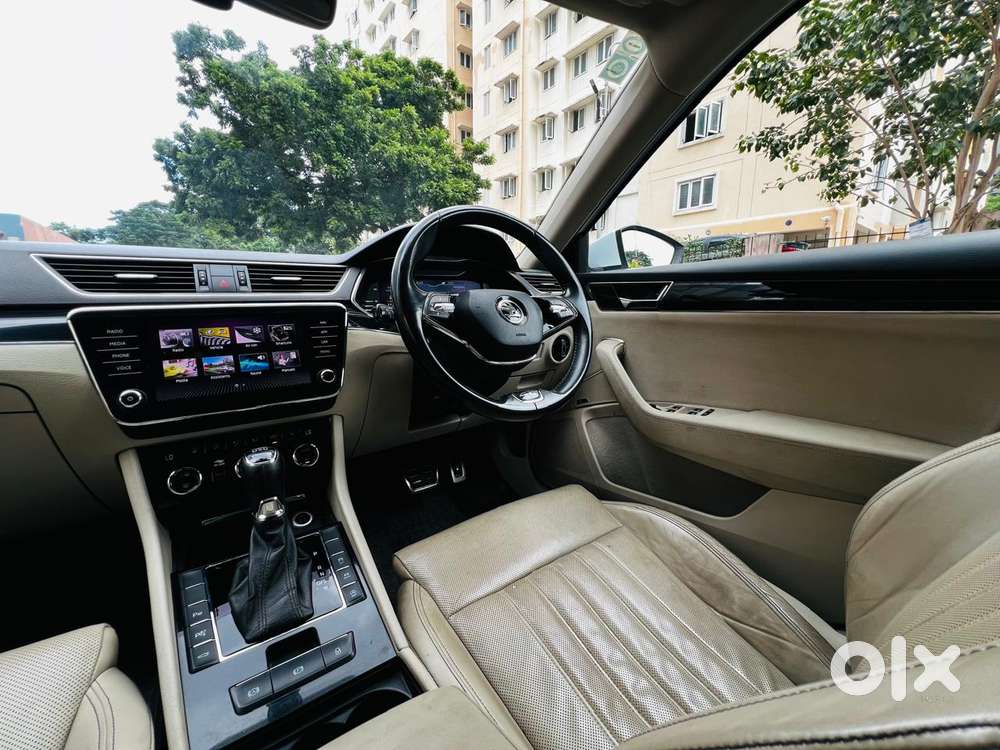 Skoda Superb 2.0 L&k Tsi At, 2021, Petrol
