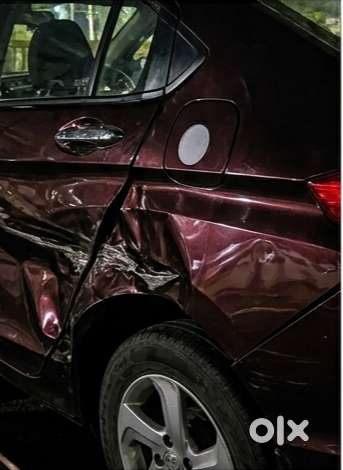 Honda City Accidental Body Damaged