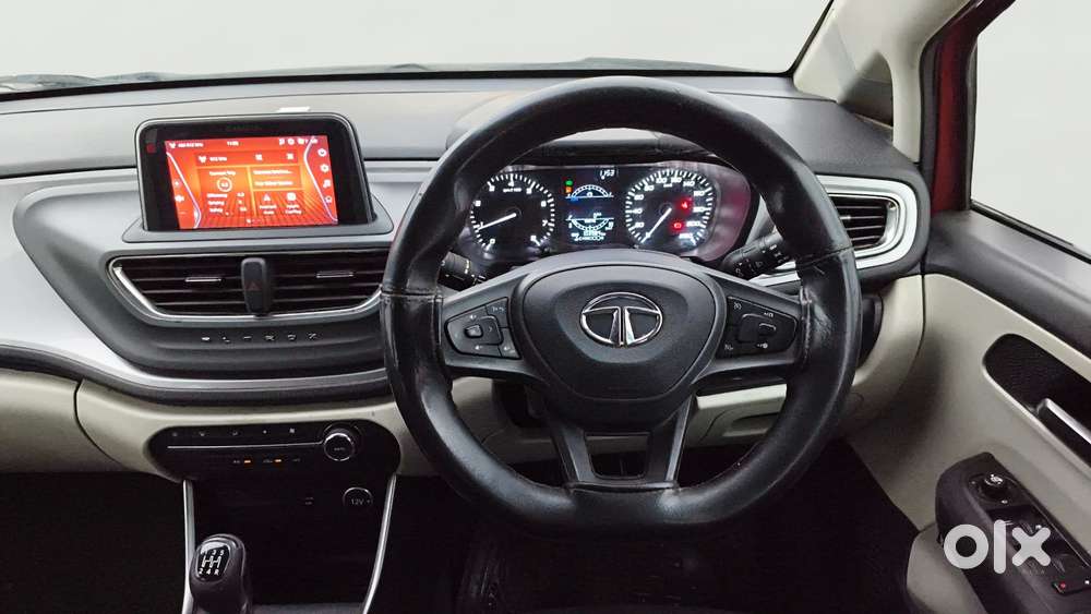 Tata Altroz Xz, 2022, Petrol