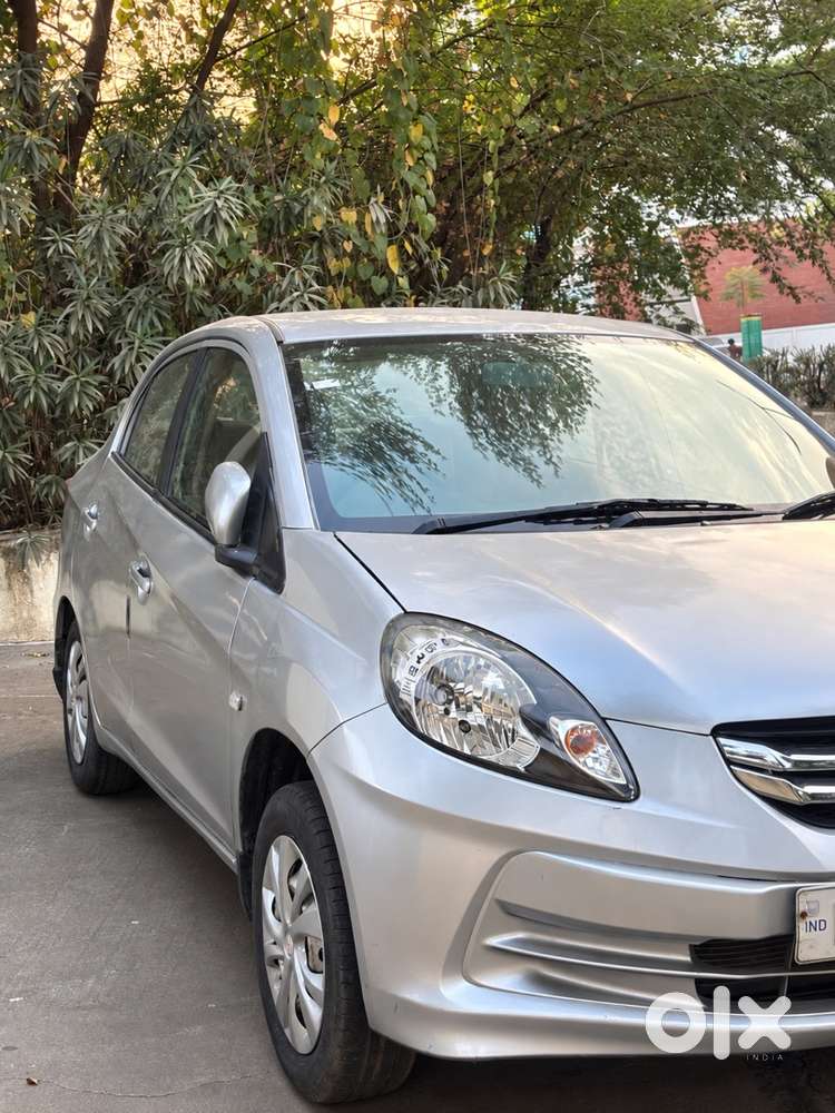 Honda Amaze 2014 Cng Well Maintained