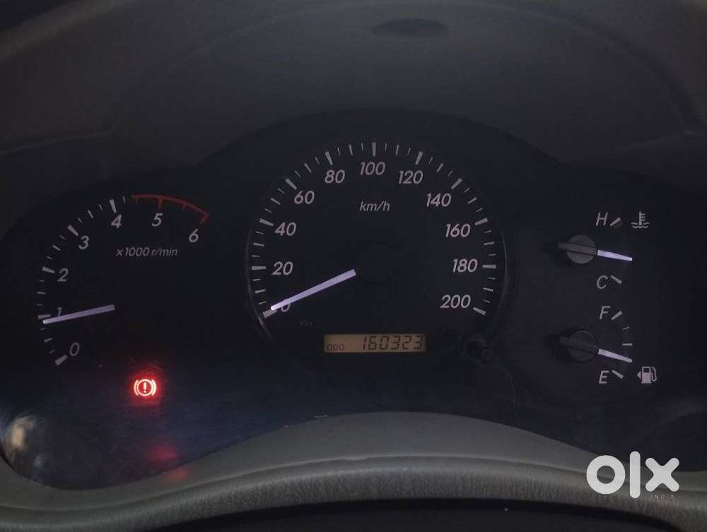 Toyota Innova 2.5 G (diesel) 8 Seater, 2012, Diesel