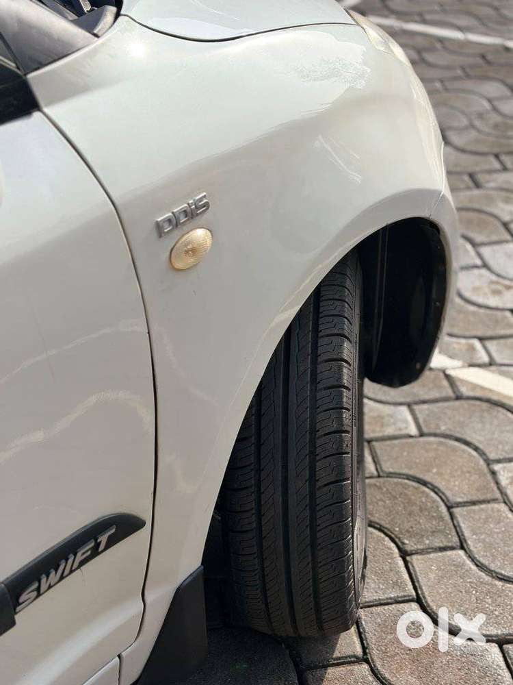 Maruti Suzuki Swift Dzire Vdi Bsiv, 2009, Diesel