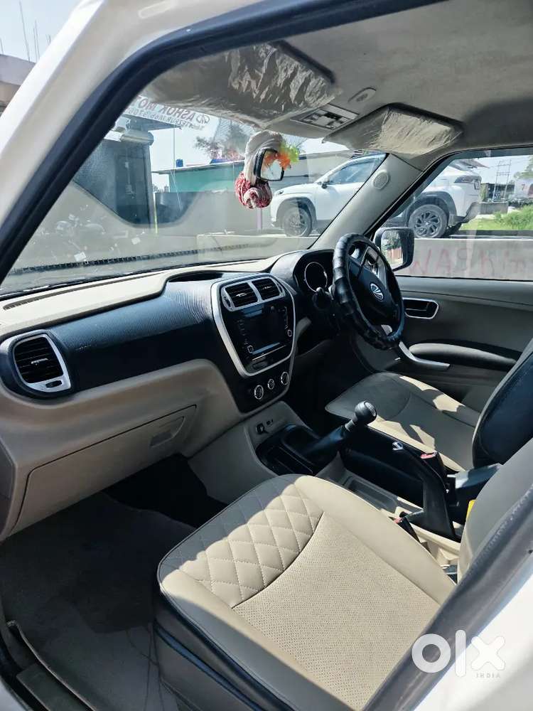 Mahindra Tuv 300 2019