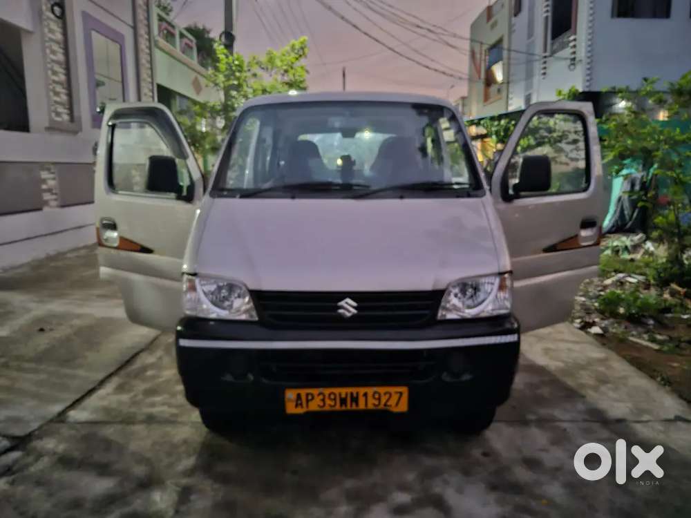 Ecco 7 Str Cng Petrol