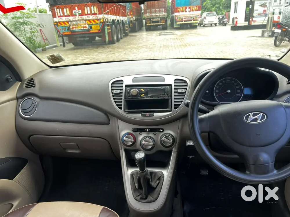 Hyundai I10 2015 Cng & Hybrids 125000km Driven