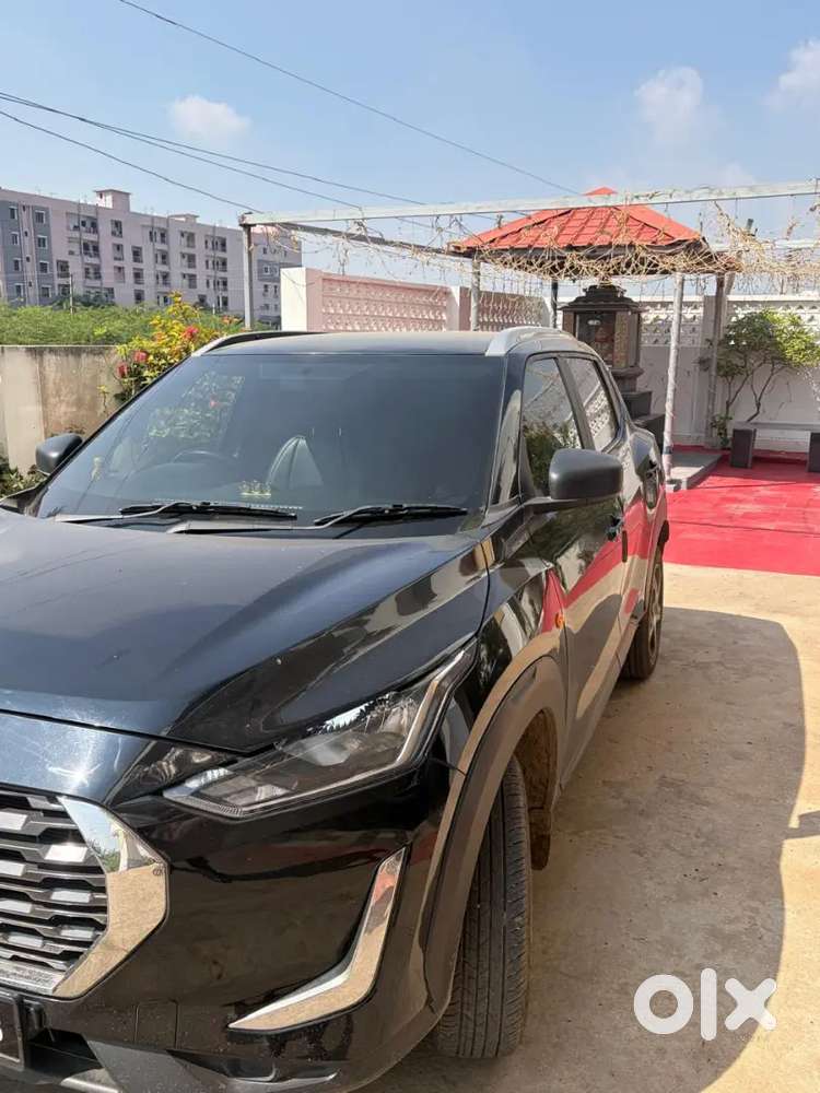 Nissan Magnite 2024 Petrol Well Maintained