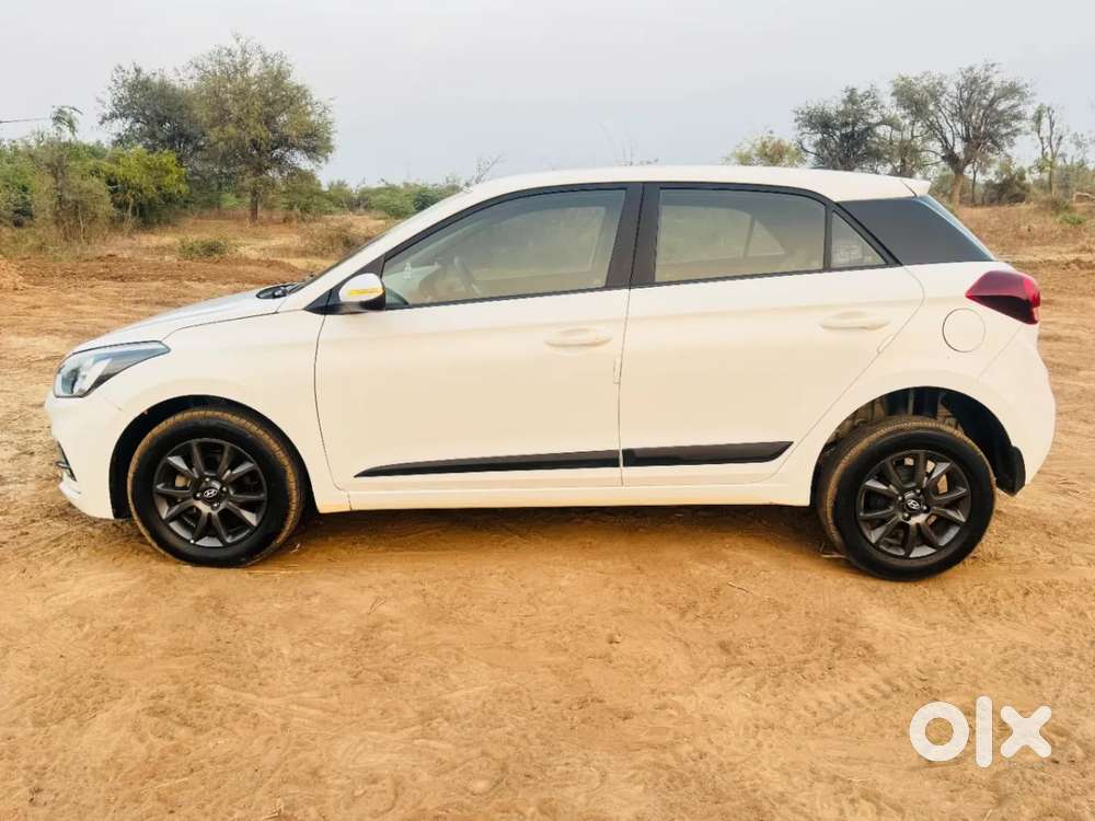 Hyundai Elite I20 Sportz Plus, 2020, Petrol